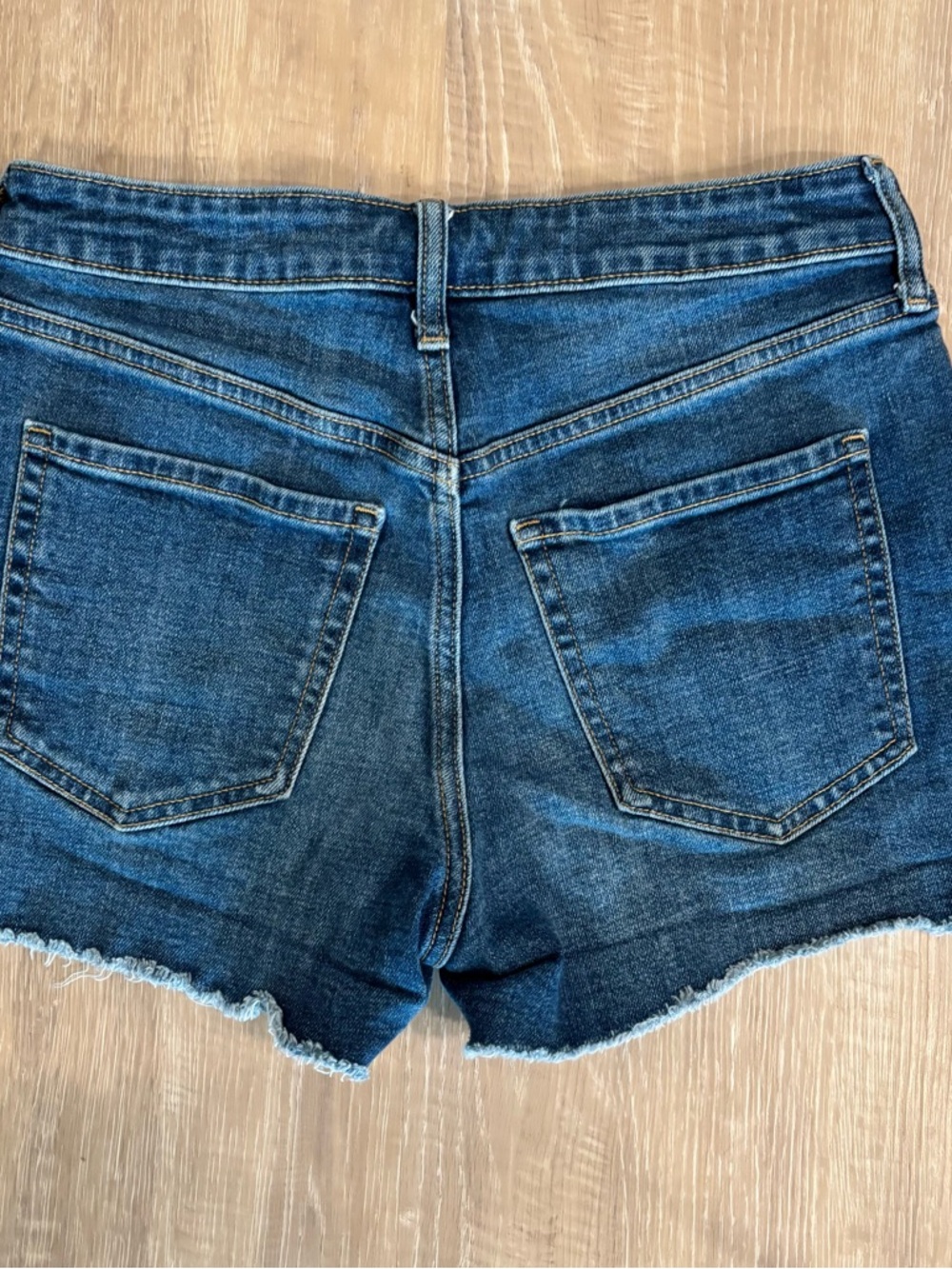 Old Navy High Waisted OG Straight Jean Shorts Women’s 6 Blue Distressed Raw Hem